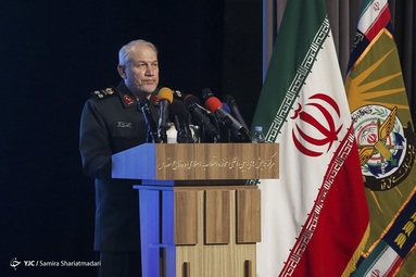سرلشکر صفوی، دستیار و مشاور عالی فرمانده کل قوا در همايش بين المللي مطالبات حقوقي - بين المللي دفاع مقدس
