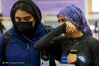 رقابت های دوومیدانی داخل سالن بانوان قهرمانی باشگاه های کشور روز یکشنبه در سالن مجموعه ورزشی آفتاب برگزار شد.