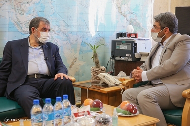 بازدید دبیر مجمع تشخیص مصلحت نظام از باشگاه خبرنگاران جوان