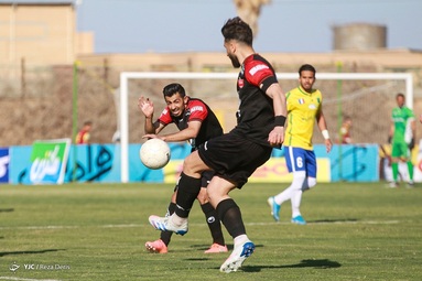 لیگ برتر فوتبال/ صنعت نفت آبادان صفر - پرسپولیس صفر