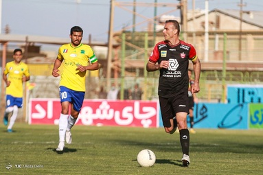 لیگ برتر فوتبال/ صنعت نفت آبادان صفر - پرسپولیس صفر