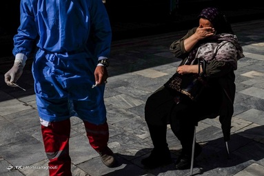 تست کرونا از مسافرین ریلی - ایستگاه راه آهن‎ اهواز