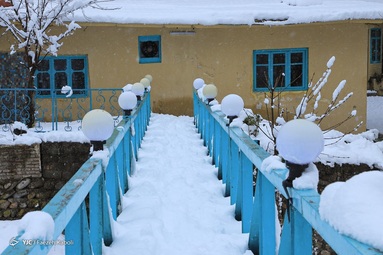 بارش برف در آخرین روزهای زمستان - گرگان