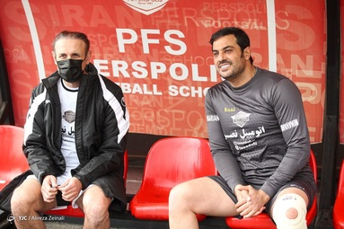 رقابت دوستانه منتخب سرخابی با رسانه ورزش