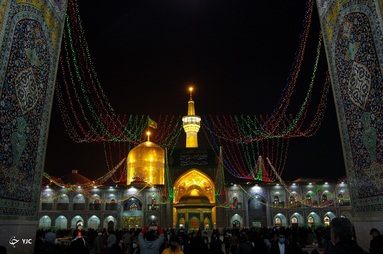 گل آرایی و چراغانی حرم مطهر رضوی
