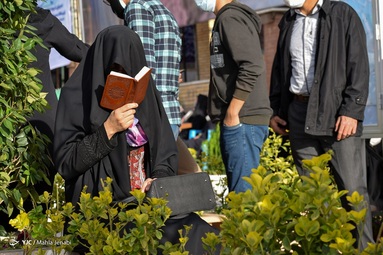 زیارت قبور در آخرین پنجشنبه سال - گلزار شهدای کرمان