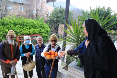 آیین سنتی «نوروزخوانی» هر سال در روز‌های آخر اسفند در روستا‌های استان گلستان با رسوم خاصی برگزار می‌شود و نوروزخوان مردم را به آمدن بهار مژده می‌دهد.