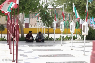 لحظه تحویل سال ۱۴۰۰ - گلزار شهدای سیستان و بلوچستان