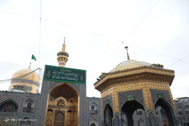 تحویل سال نو در حرم امام رضا (ع)