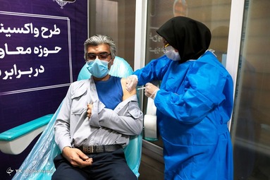 آغاز واکسیناسیون نیرو‌های کارگری خدمات شهری مشهد