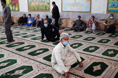 آغاز واکسیناسیون کارکنان سازمان آرامستانهای شهرداری اهواز بر علیه کرونا