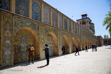 بازدید گردشگران از کاخ گلستان - تهران