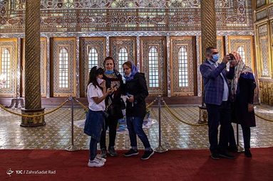 بازدید گردشگران از کاخ گلستان - تهران
