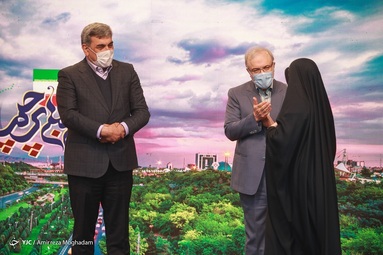 برگزاری جشن ملی پرچم همزمان با روز جمهوری اسلامی ایران - گذر فرهنگ تهران