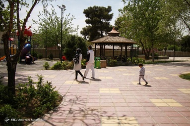 سیزدهم فروردین در بوستان های تهران