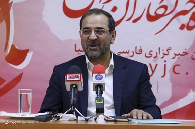 بازدید محمد عباسی از باشگاه خبرنگاران جوان