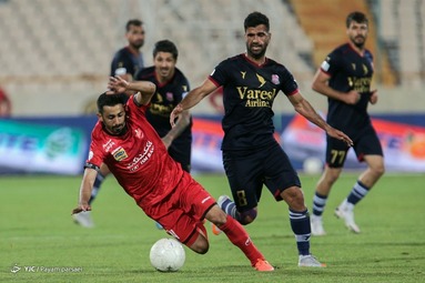 لیگ برتر فوتبال / پرسپولیس ۲ - نساجی ۰