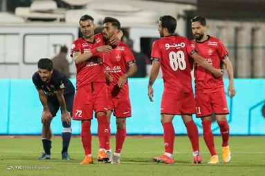 لیگ برتر فوتبال / پرسپولیس ۲ - نساجی ۰