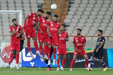 لیگ برتر فوتبال / پرسپولیس ۲ - نساجی ۰