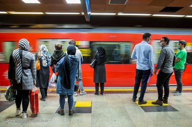 تهران در آستانه آغاز محدودیت های پیک چهارم کرونا