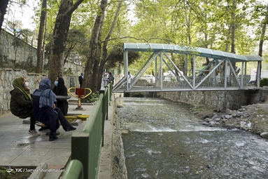 در حاشیه رودخانه زرگنده