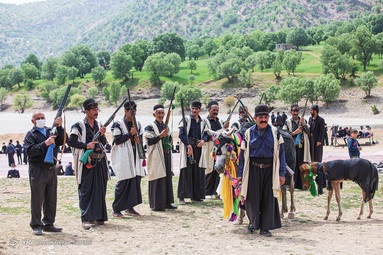 کتل آیینی است که به هنگام مرگ بزرگان و سلحشوران بختیاری با یک مراسم خاص همراه با ساز چپی برگزار می‌شود - چهارمحال بختیاری