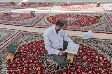 مراسم جزخوانی قرآن کریم در ماه مبارک رمضان - شیراز