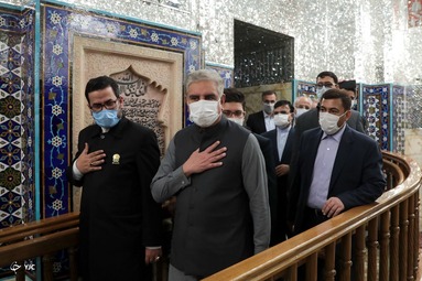دیدار شاه محمود قریشی، وزیر امور خارجه پاکستان با حجت الاسلام احمد مروی، تولیت آستان قدس رضوی