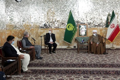 دیدار شاه محمود قریشی، وزیر امور خارجه پاکستان با حجت الاسلام احمد مروی، تولیت آستان قدس رضوی