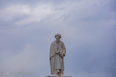 طنین نام سعدی در اردیبهشت شیراز