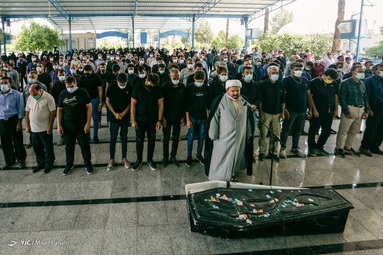 تشییع و تدفین پیکر بازیگر سینما و خبرنگار باشگاه خبرنگاران جوان، مرحوم اشکان منصوری - جهرم استان فارس