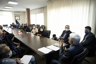 نشست خبری محمدرضا عارف، رییس بنیاد امید ایرانیان