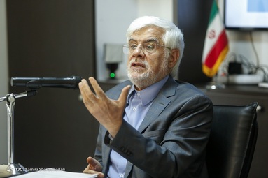 نشست خبری محمدرضا عارف، رییس بنیاد امید ایرانیان