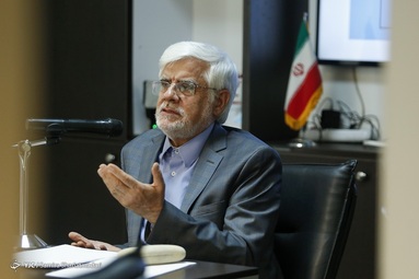 نشست خبری محمدرضا عارف، رییس بنیاد امید ایرانیان