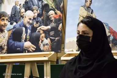 رونمایی از سکه یادبود طلا و نقره سردار شهید حاج قاسم سلیمانی - کرمان