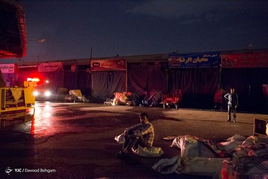 اطفا آتش‌سوزی گسترده در بازار مصلی مشهد مقدس