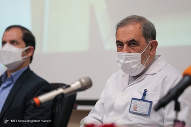 مراسم رونمایی از اسپری ضد کرونای ایرانی با حضور دکتر ولایتی رئیس بیمارستان مسیح دانشوری