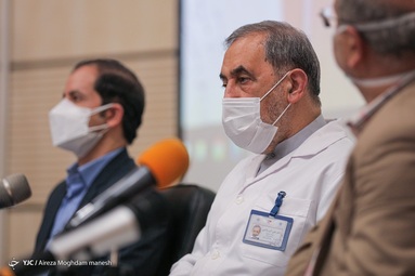 مراسم رونمایی از اسپری ضد کرونای ایرانی با حضور دکتر ولایتی رئیس بیمارستان مسیح دانشوری