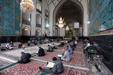 مراسم ترتیل خوانی قرآن کریم در جوار حرم مطهر رضوی