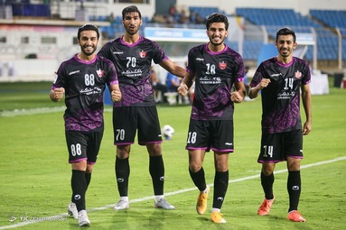 تیم فوتبال پرسپولیس در آخرین بازی خود در مرحله گروهی لیگ قهرمانان آسیا به مصاف تیم فوتبال الریان قطر رفت