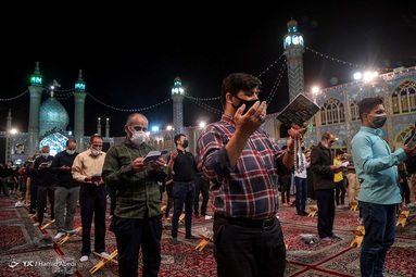 احیای شب نوزدهم رمضان - امامزاده هلال‌ بن‌ علی‌(ع) آران و بیدگل