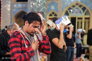 احیای شب نوزدهم رمضان - امامزاده هلال‌ بن‌ علی‌(ع) آران و بیدگل