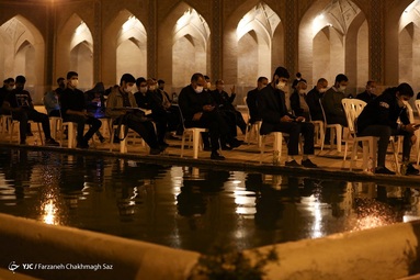 مراسم احیای شب  قدر بیست و سوم رمضان - مسجد وکیل شیراز