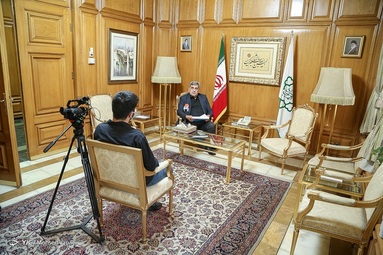 مصاحبه اختصاصی پیروز حناچی شهردار تهران با باشگاه خبرنگاران جوان