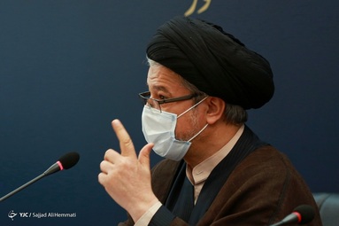نشست هم اندیشی وزیر علوم، تحقیقات و فناوری با استادان و صاحبنظران برجسته دانشگاه‌ها و مؤسسات آموزش عالی کشور