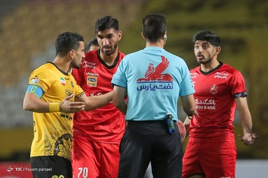 لیگ برتر فوتبال/ سپاهان ۱ - پرسپولیس ۱