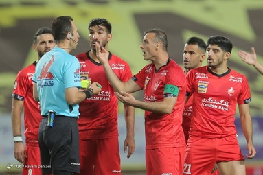 لیگ برتر فوتبال/ سپاهان ۱ - پرسپولیس ۱