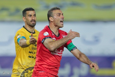 لیگ برتر فوتبال/ سپاهان ۱ - پرسپولیس ۱