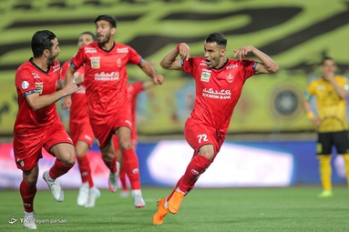 لیگ برتر فوتبال/ سپاهان ۱ - پرسپولیس ۱