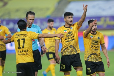 لیگ برتر فوتبال/ سپاهان ۱ - پرسپولیس ۱
